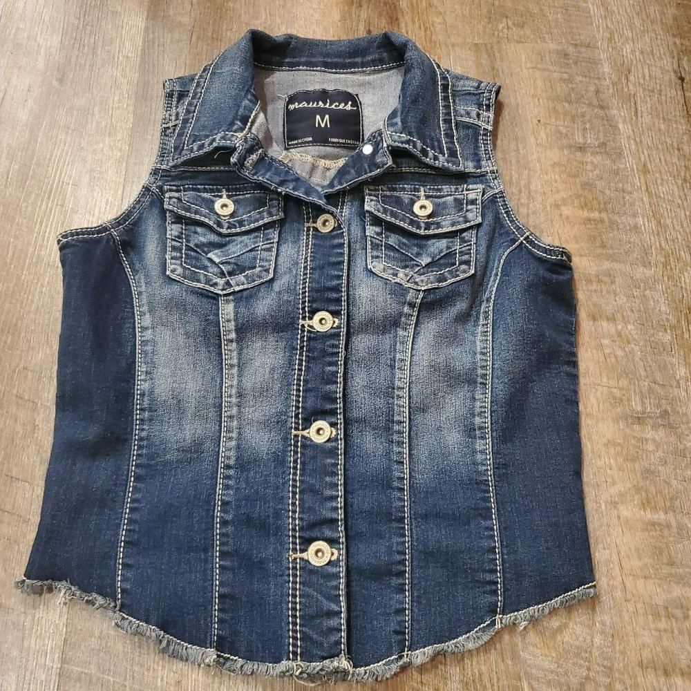 MAURICE'S WOMANS JEAN VEST MEDIUM POCKETS BUTTON CLOSURE BLUE